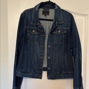 Banana Republic Blue Jean Jacket Classic Denim Style